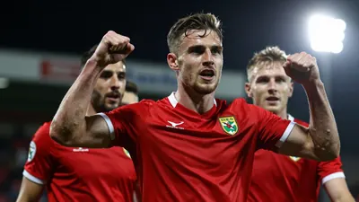 Cork City tops the First Division table after beating Wexford 2-0, with 67 points